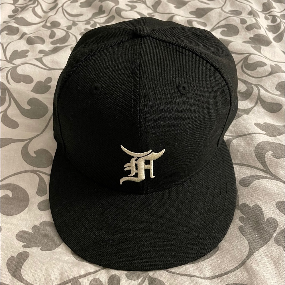 New Era x Fear of God essentials Black sz 7 1/4